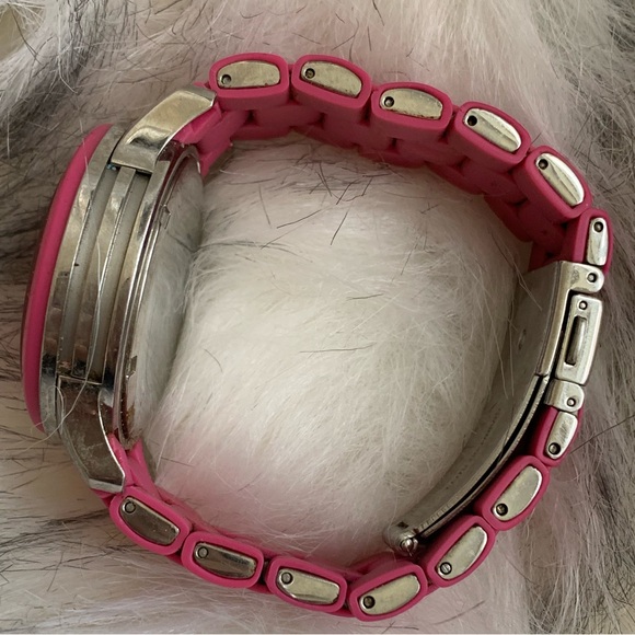 PINK LIMITED EDITION MICHAEL KORS CHRONOGRAPH WATCH - Picture 2 of 10